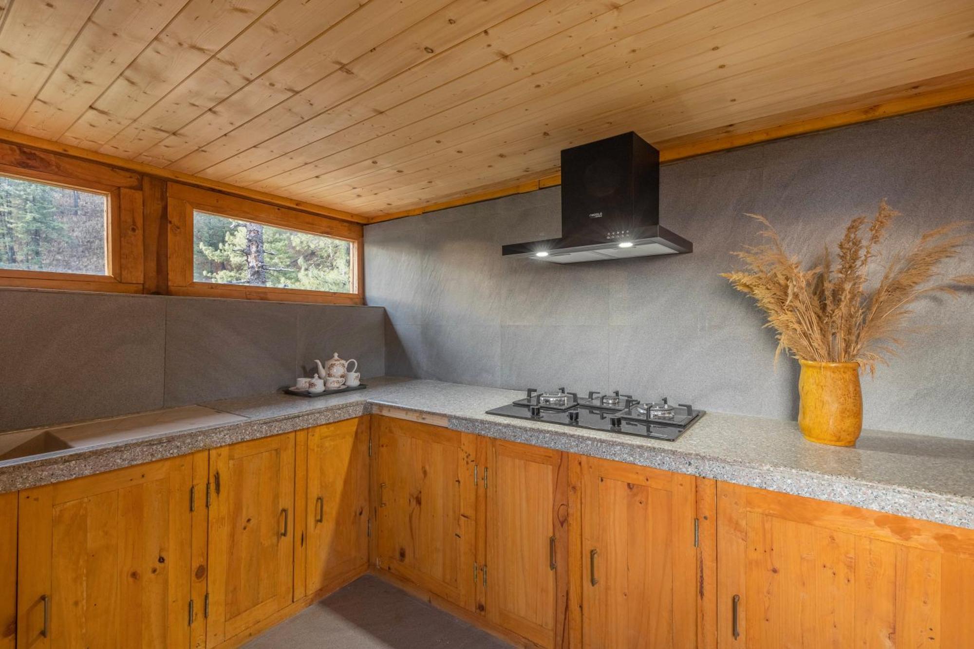 Elivaas 1 Bhk Premium Cottage With Sauna - Everly Simlá Kültér fotó